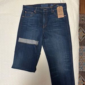 Bought these jeans never wore them, just waited too long to return them.